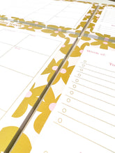 Load image into Gallery viewer, Golden Daisy Deskpad